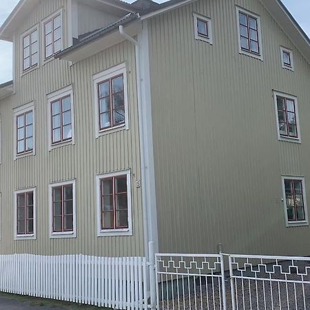 Egen Laegenhet Pa Soedermalm Naera Centrum Sundsvall Exterior foto